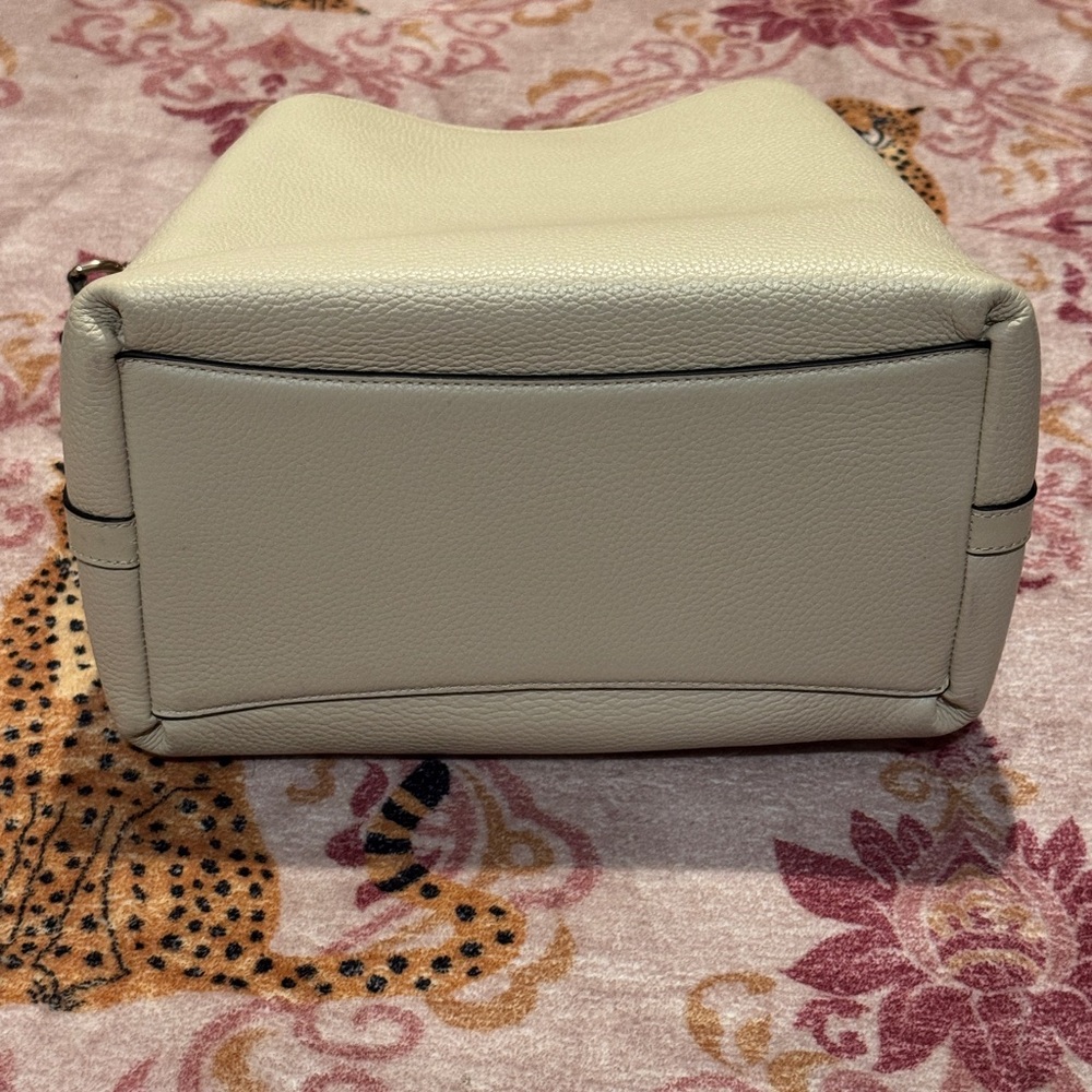 Kate Spade Hudson Pebbled Leather Shoulder Bag - Picture 9 of 10